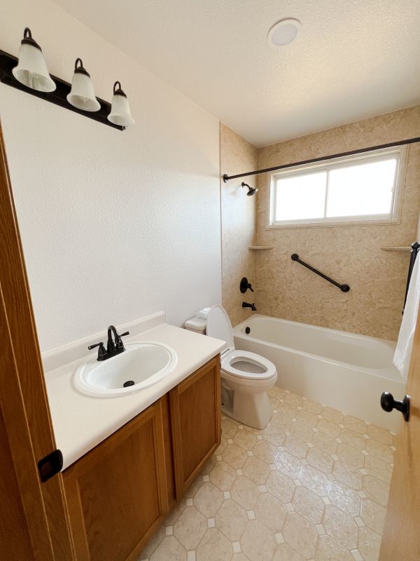 Hiring a Bathroom Remodeler
